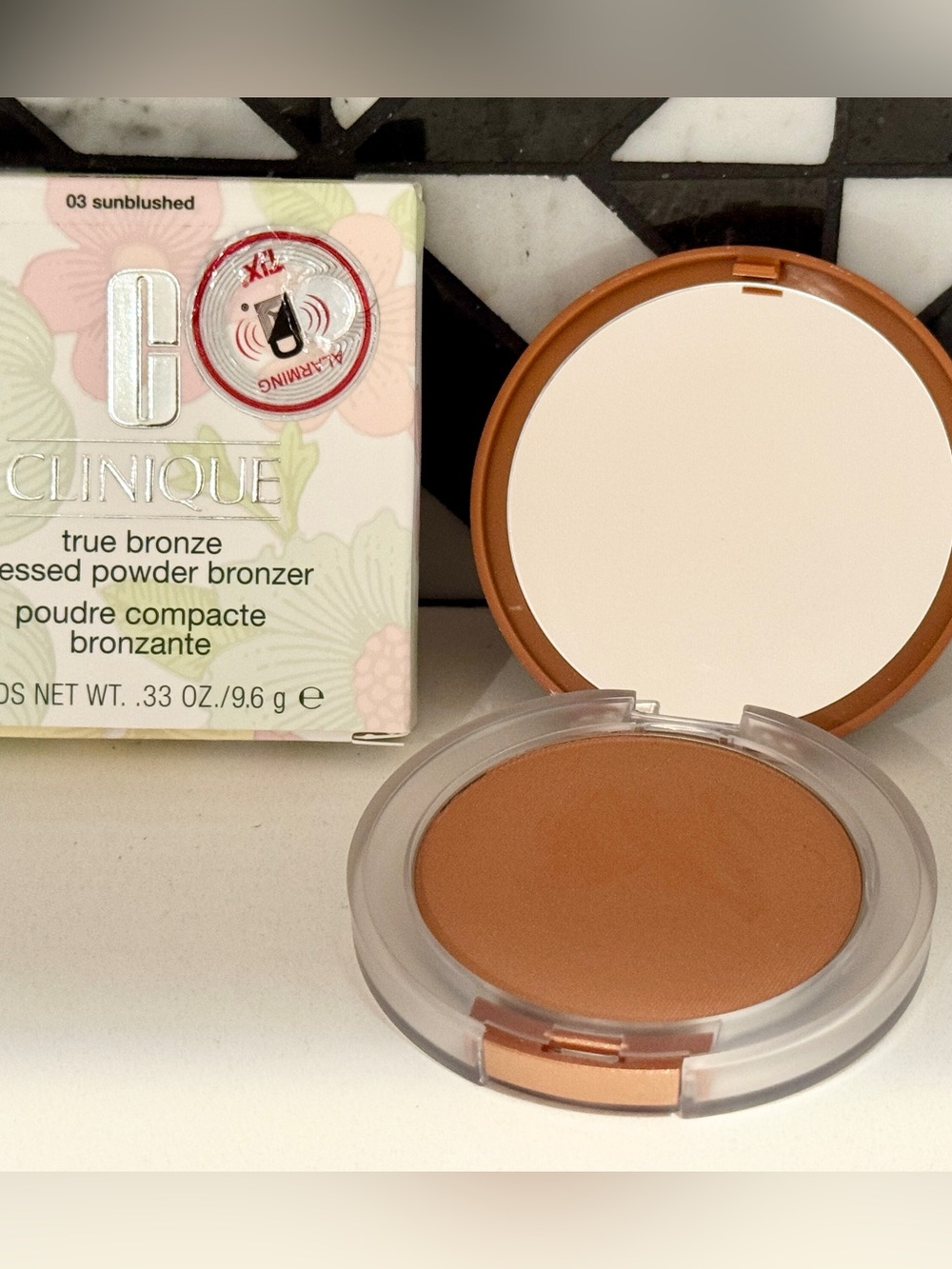 NWT Clinique True Bronzer Sunblushed